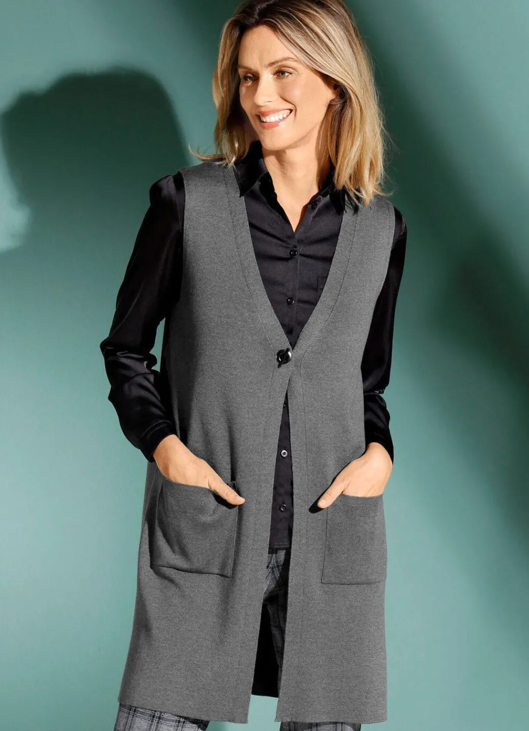 Strickweste mit dekorativem Verschluss Damen Strickwesten|Basics