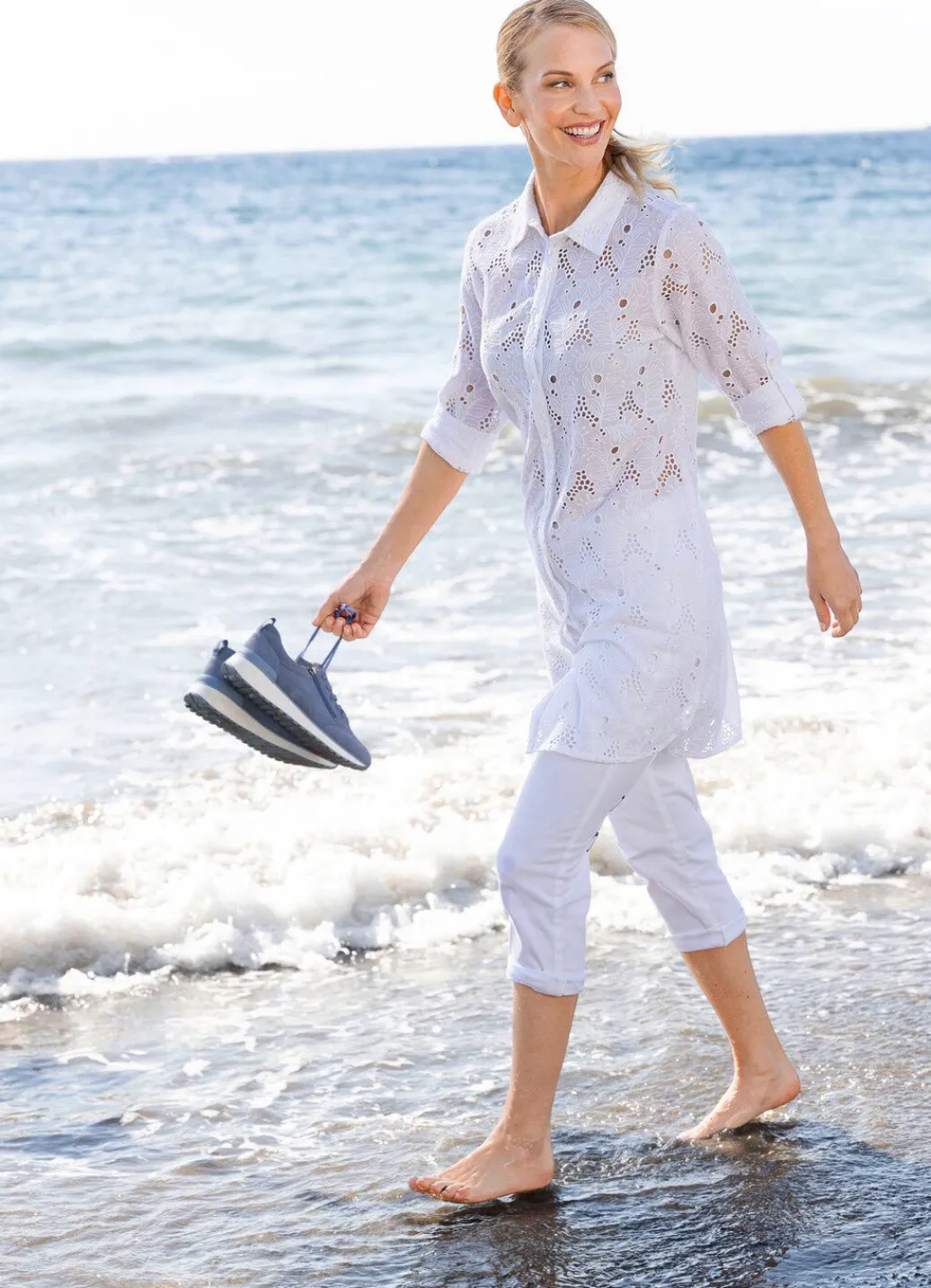 Damen Mona Tuniken|Basics<Tunika mit Lochstickerei