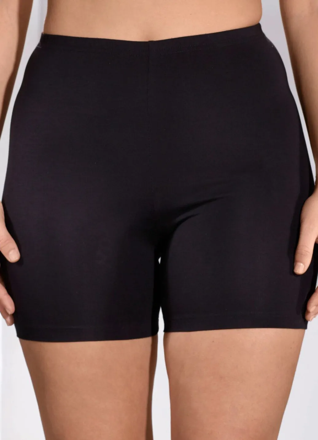 Damen Mona Leggings<Unterzieh-Radlerhose aus superweichem Feinjersey